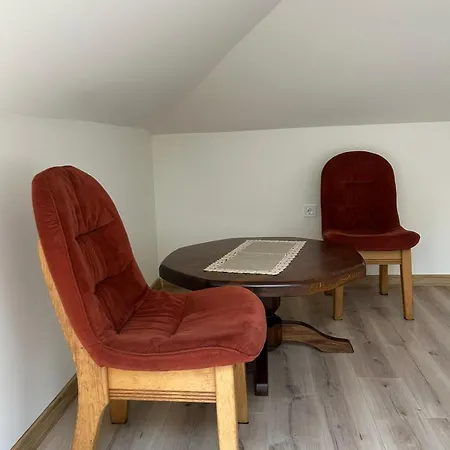 شقة лоринна