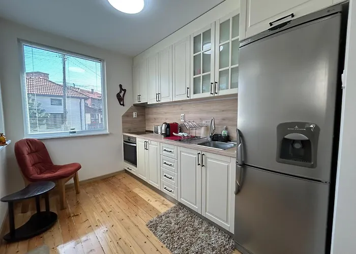 Lägenhet лоринна